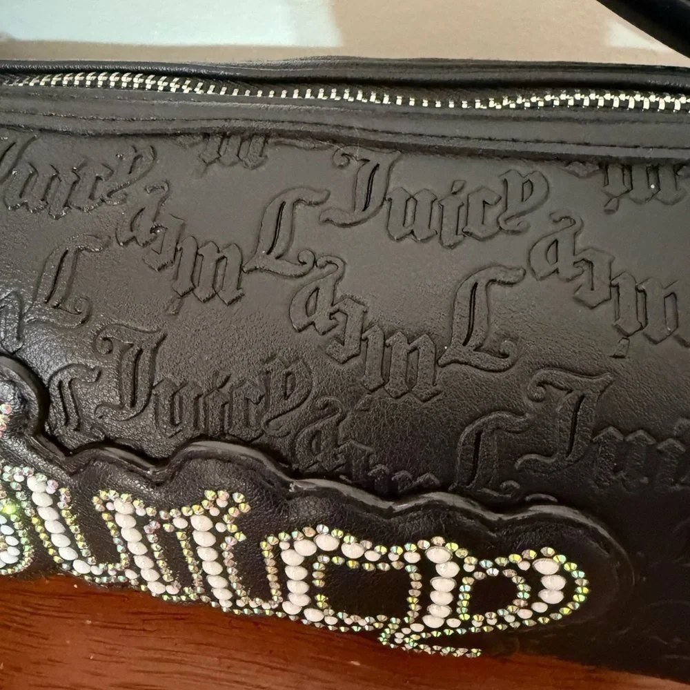 NWT Juicy Couture String of Pearls Roll Bag